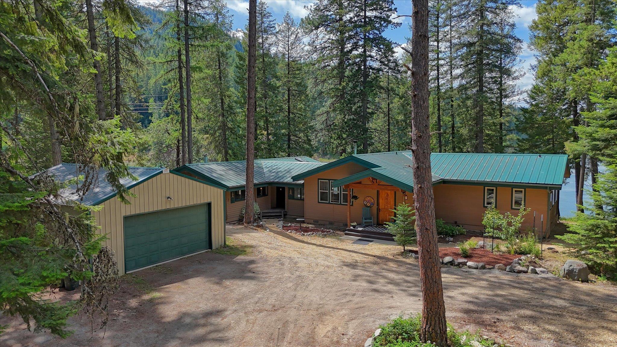 241 Pend Oreille Homes Rd — photo