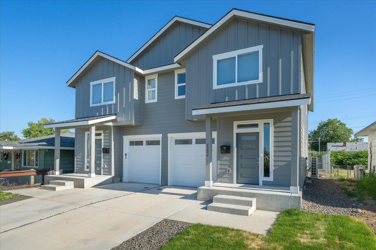 2204 E Rich Ave — photo