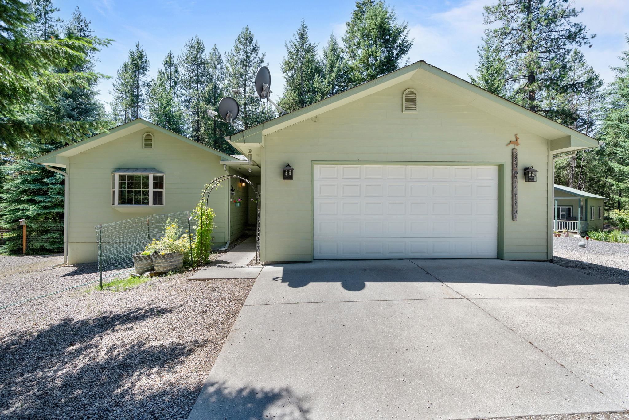 3853 White Pine Rd — photo