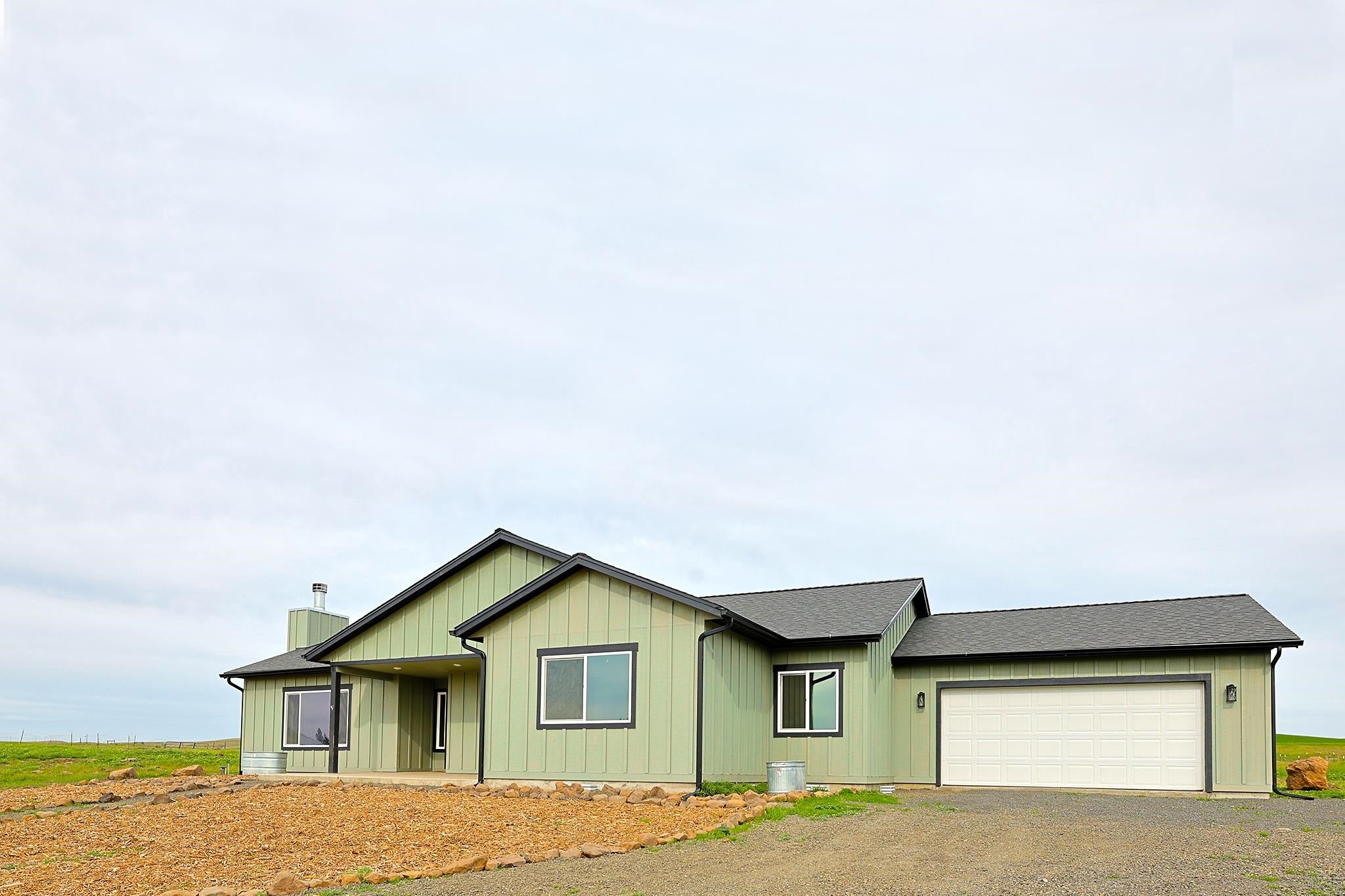 12213 S Stangland Rd — photo
