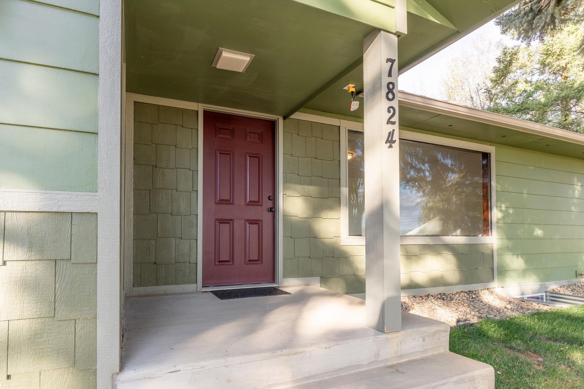 7824 W Dahl Rd — photo