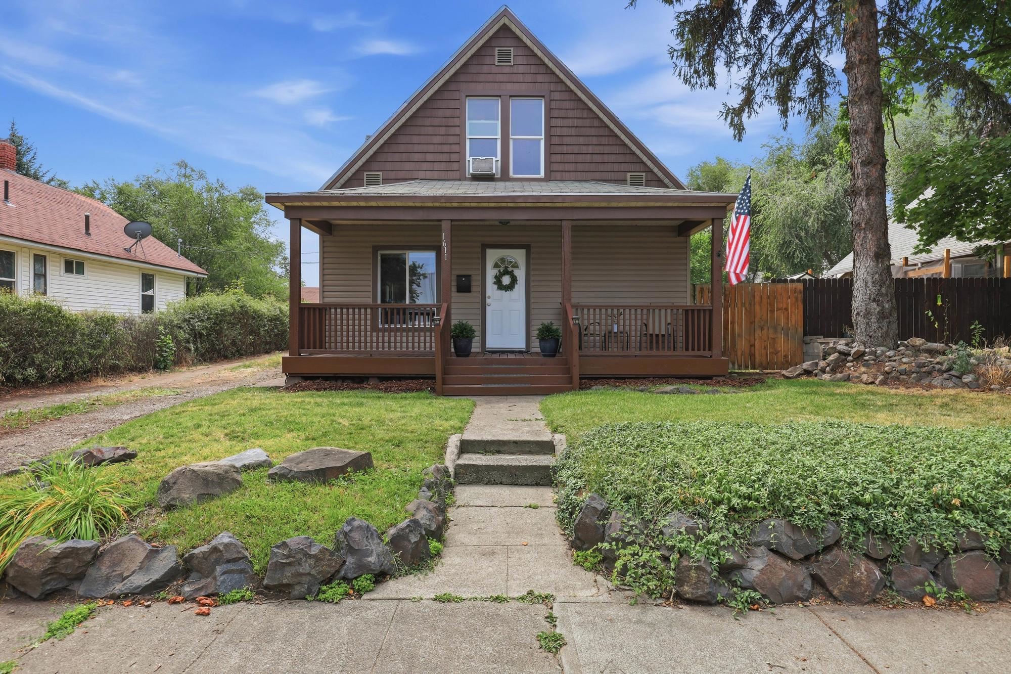 1611 W Mansfield Ave — photo