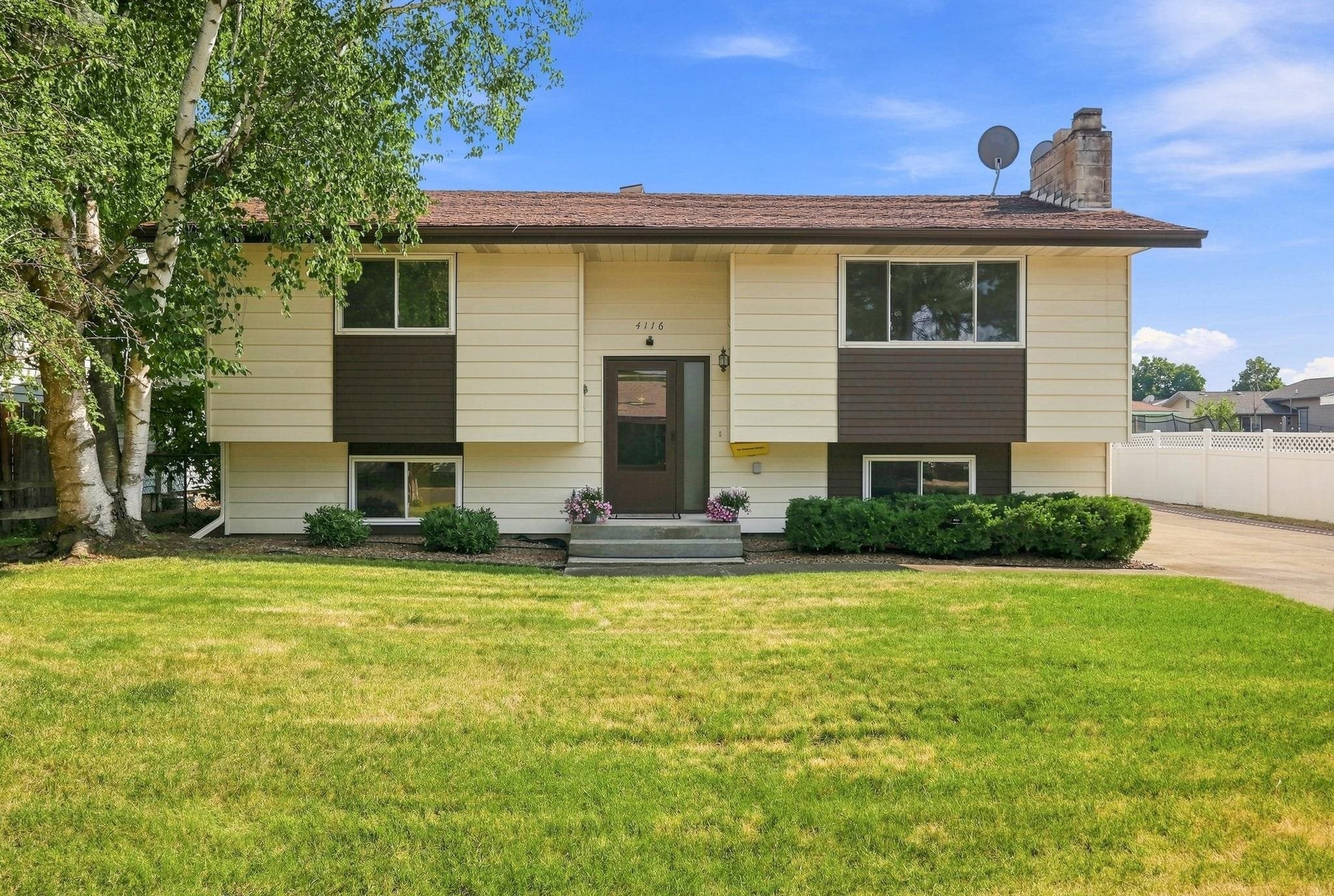 4116 E Jackson Ave — photo