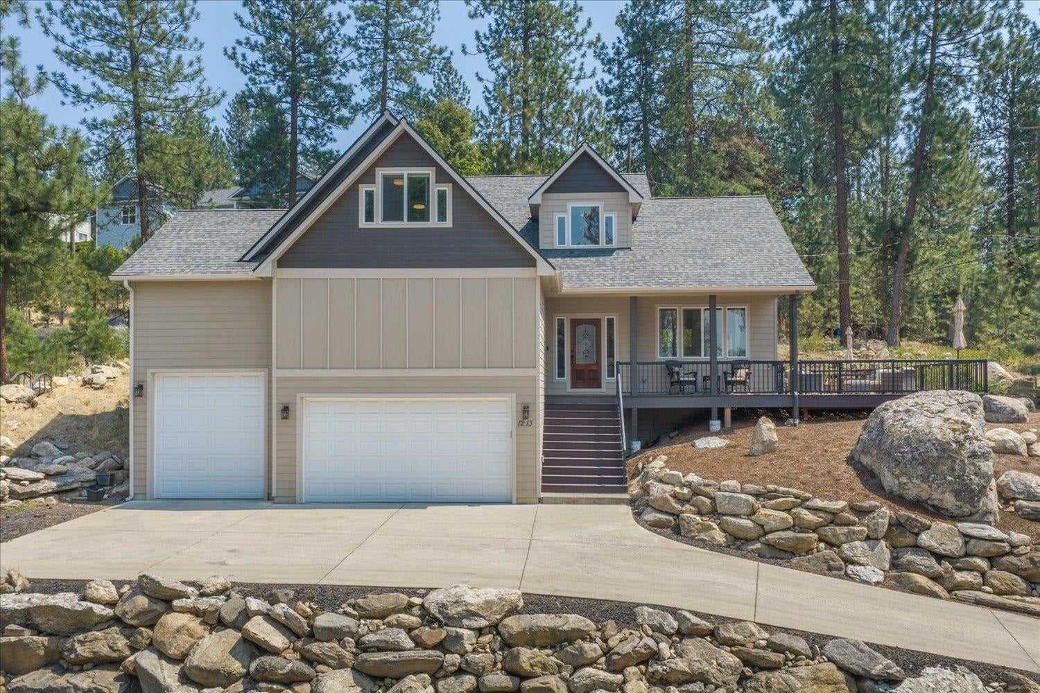 1213 S Highland Dr — photo