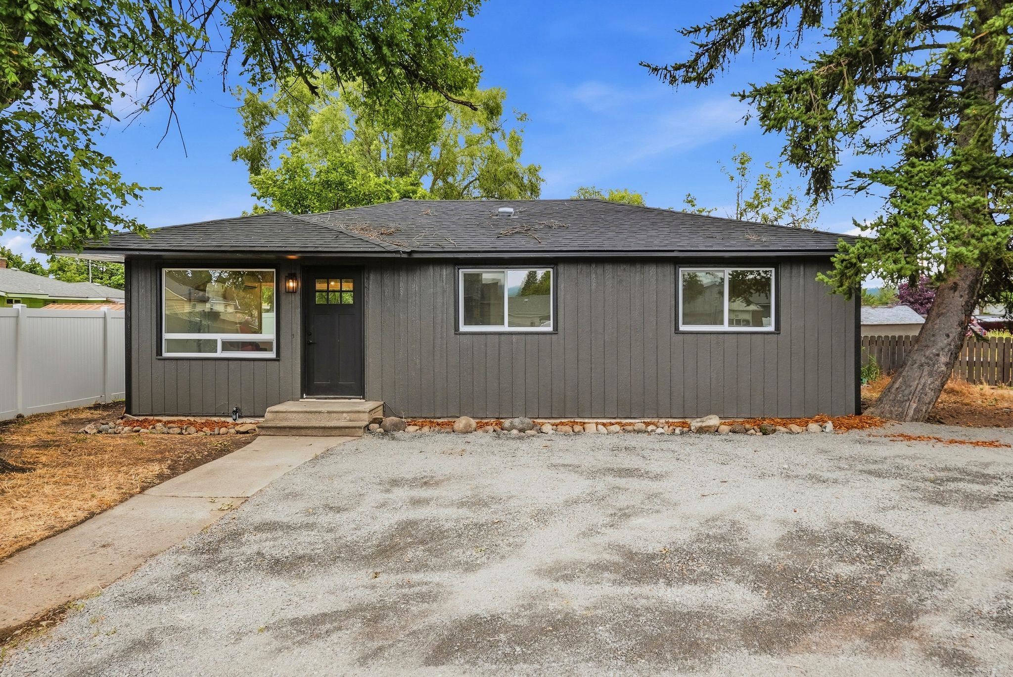 8309 E Knox Ave — photo