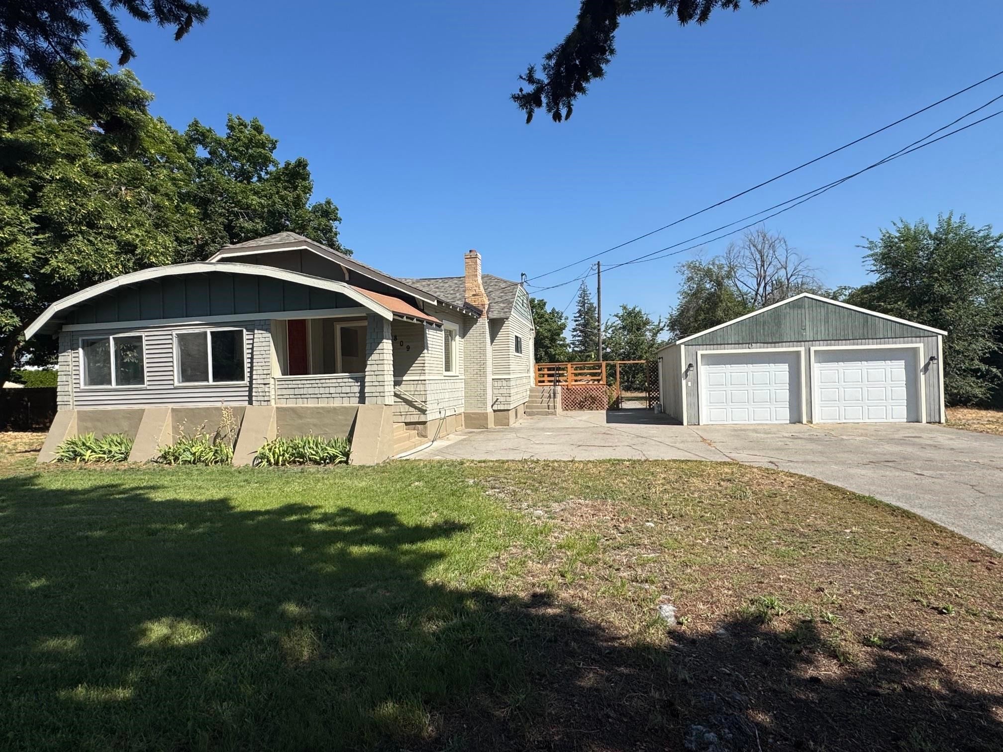 8809 E Alki St — photo