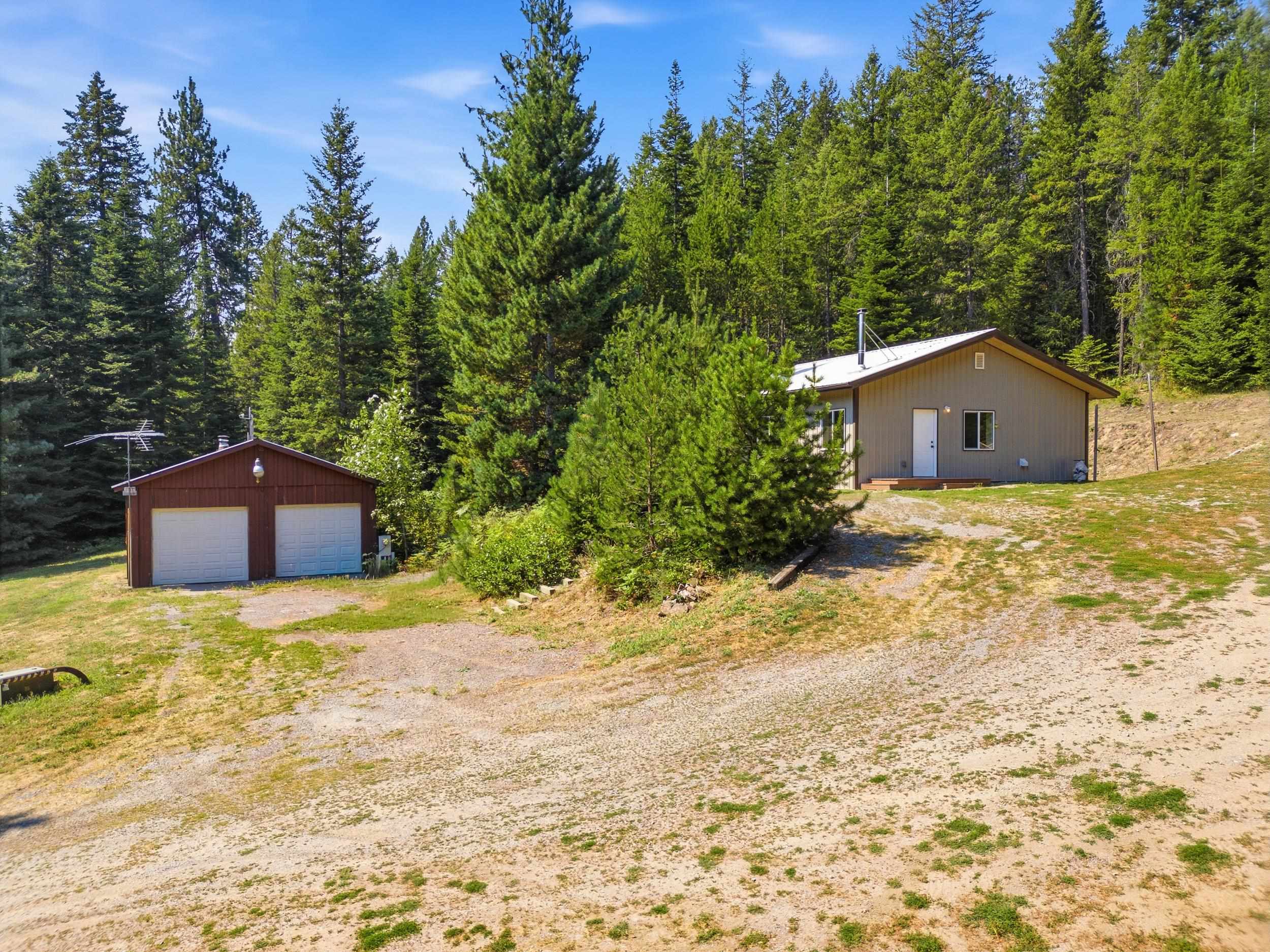 Home in Newport, WA 99156 — photo 2
