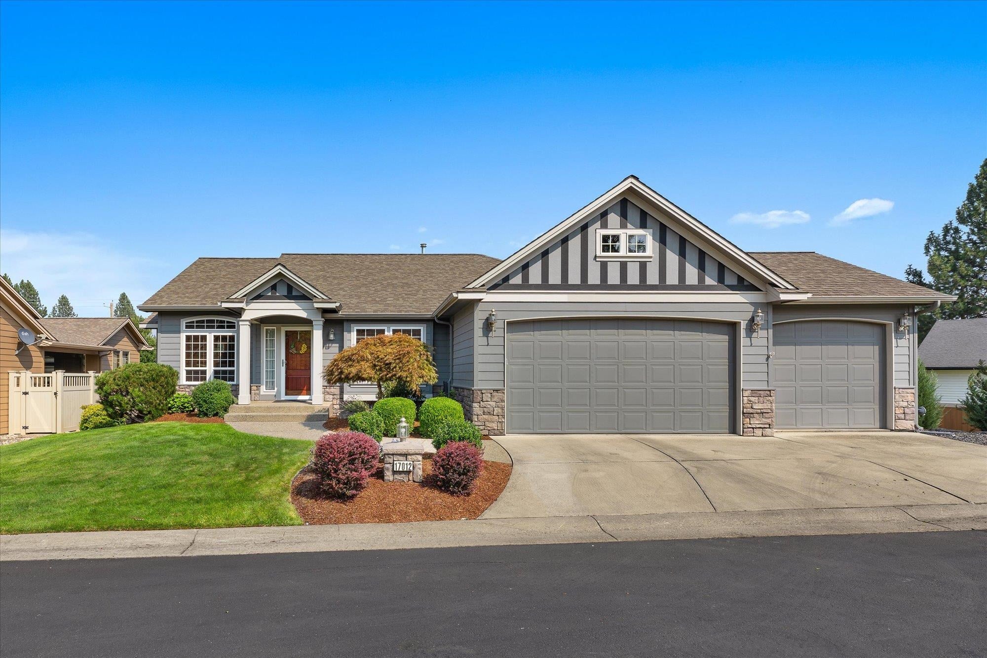 17012 N Eagle Nest Ln — photo