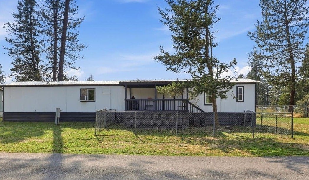 35312 N Newport Hwy — photo