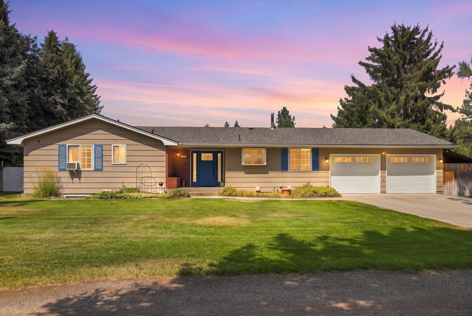 15025 N Little Spokane Dr — photo