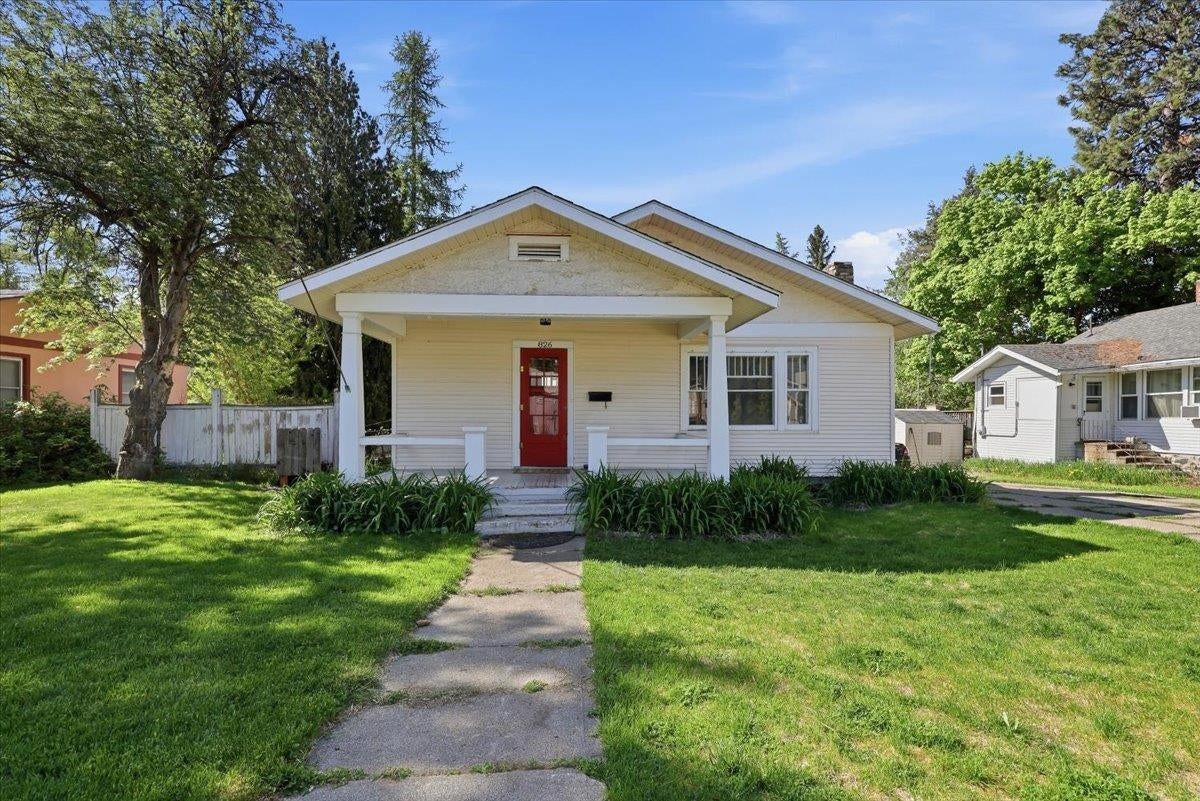 826 E 34th Ave — photo