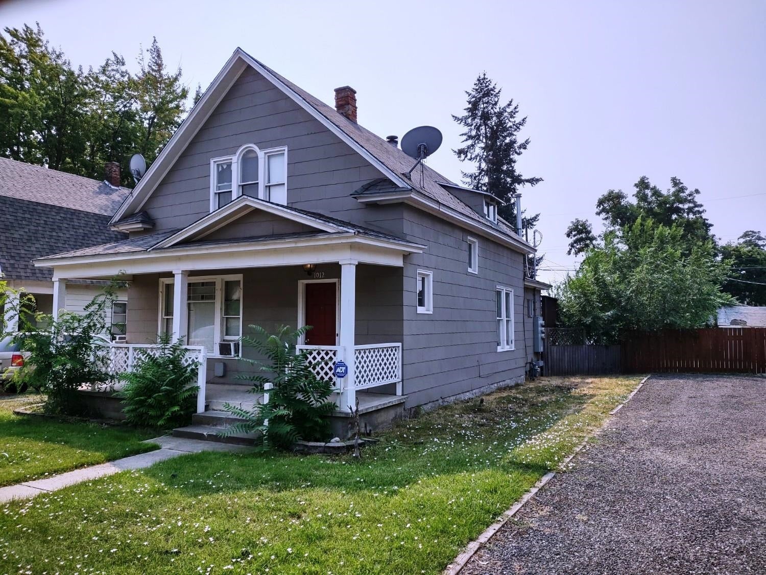 1012 E Indiana Ave — photo