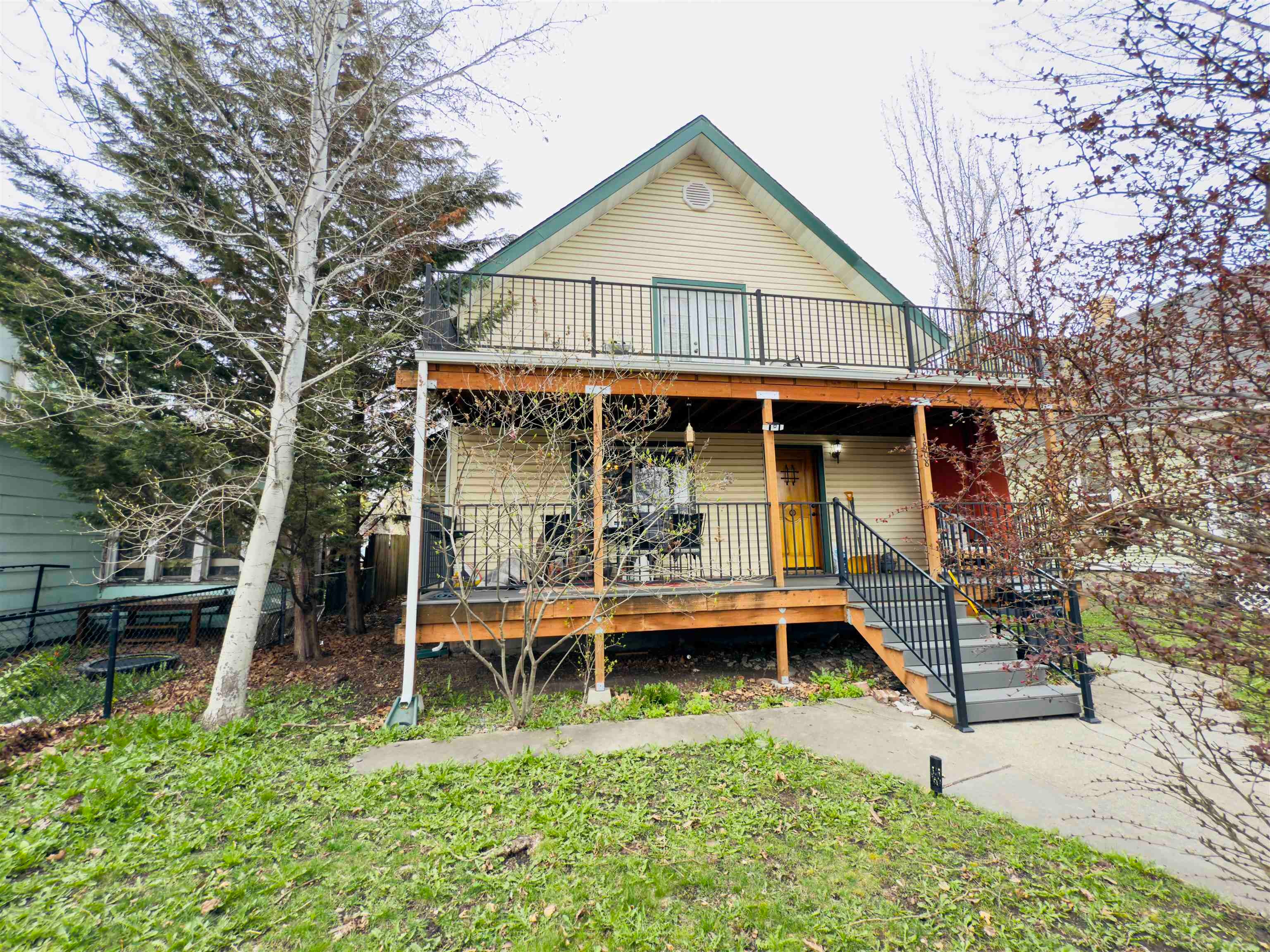 1808 W Augusta Ave — photo