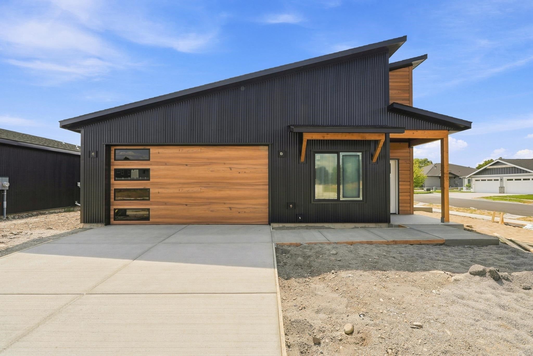 17422 E Maxwell Ave — photo