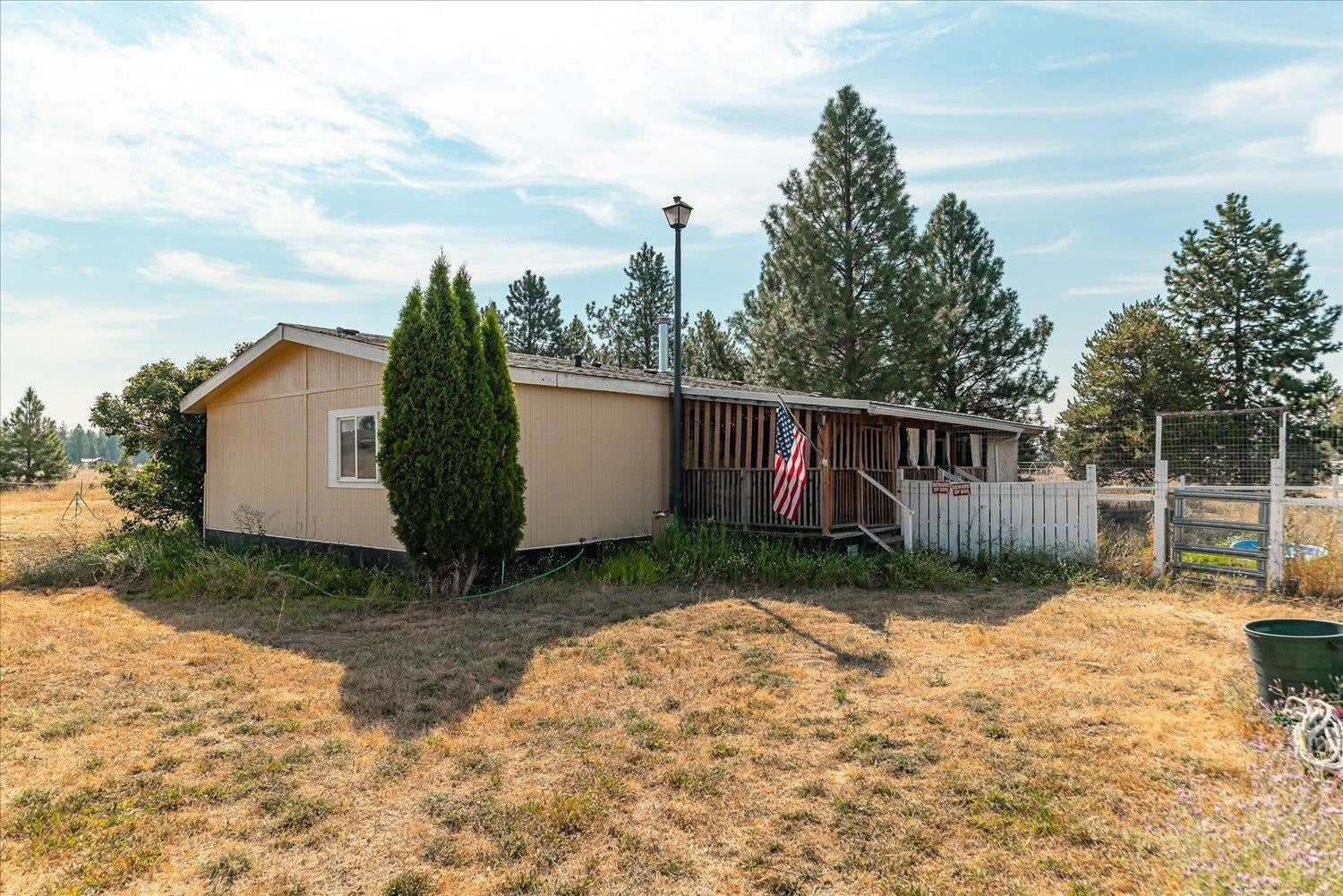503 W Bridges Rd — photo