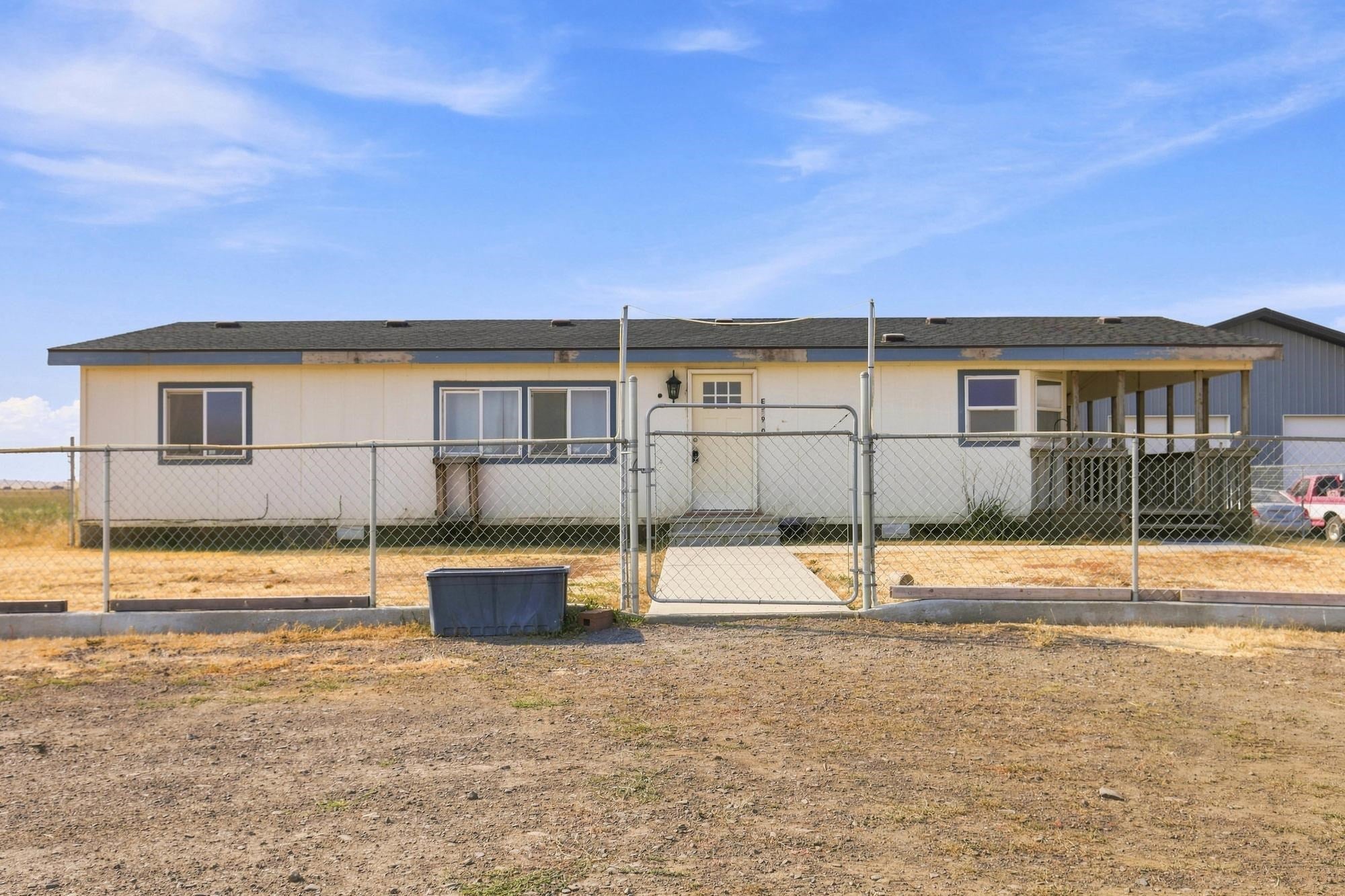 52900 E Bisson Rd — photo