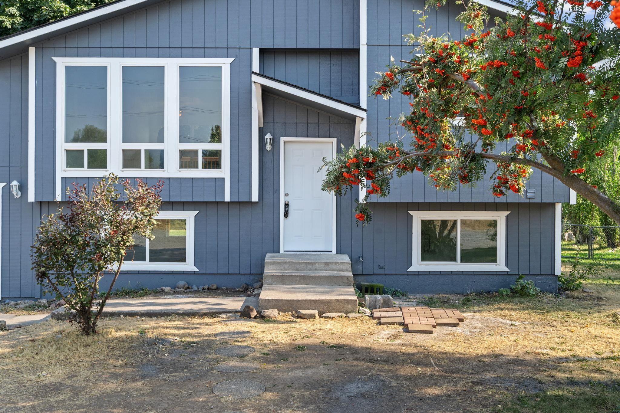 20710 E Gilbert Rd — photo