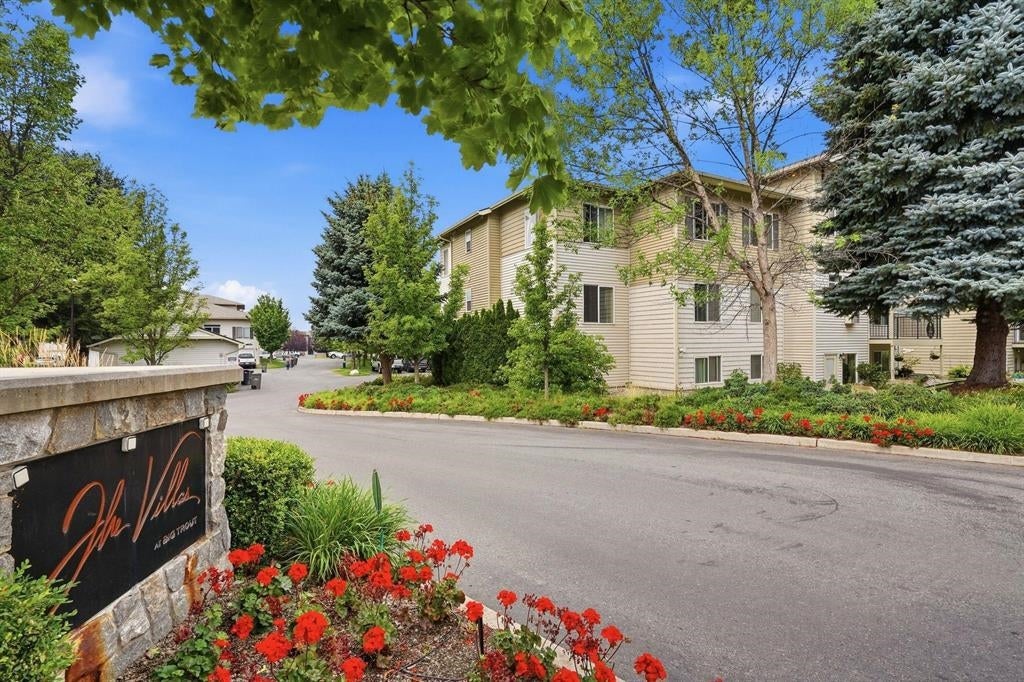 22855 E Country Vista Dr — photo