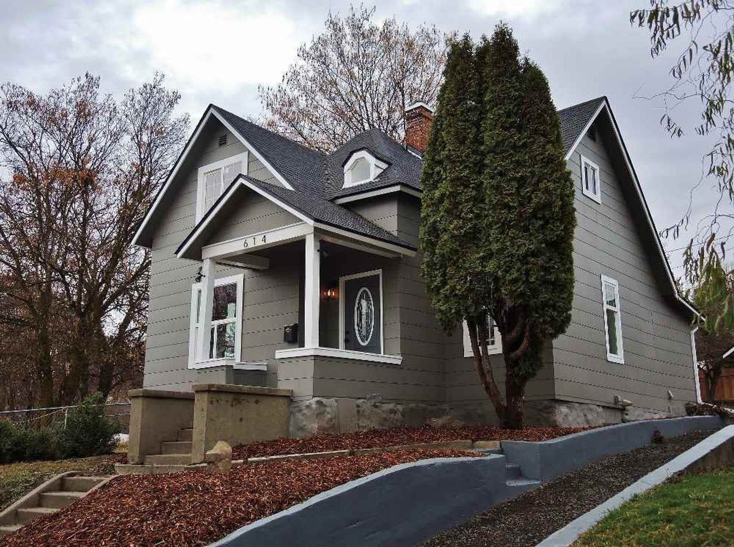 614 E Hartson Ave — photo