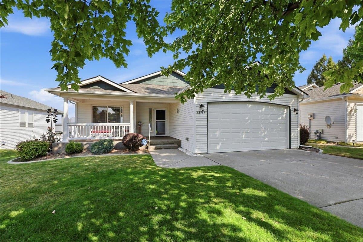 22915 E Eaglebend Ln — photo