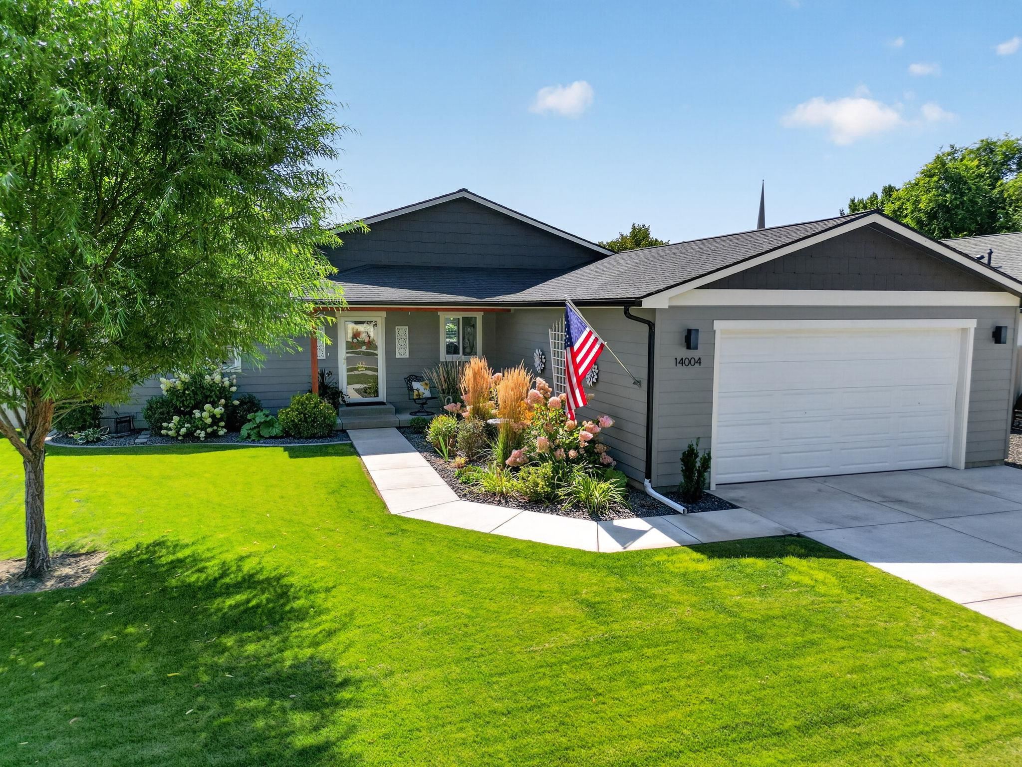 14004 E Sanson Ave — photo