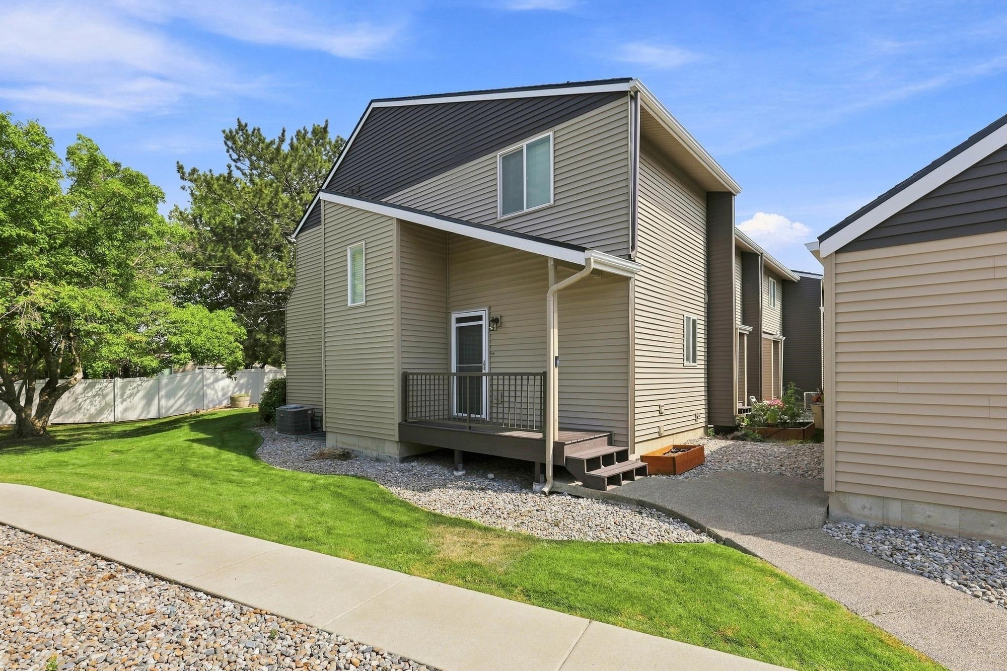 23011 E Colt Ln — photo