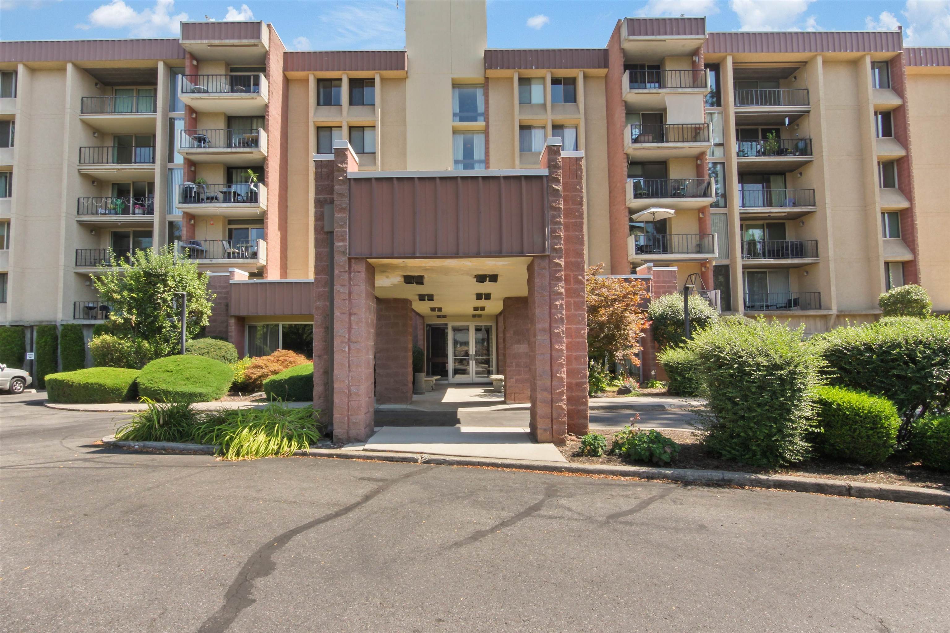 1311 S Westcliff Pl — photo