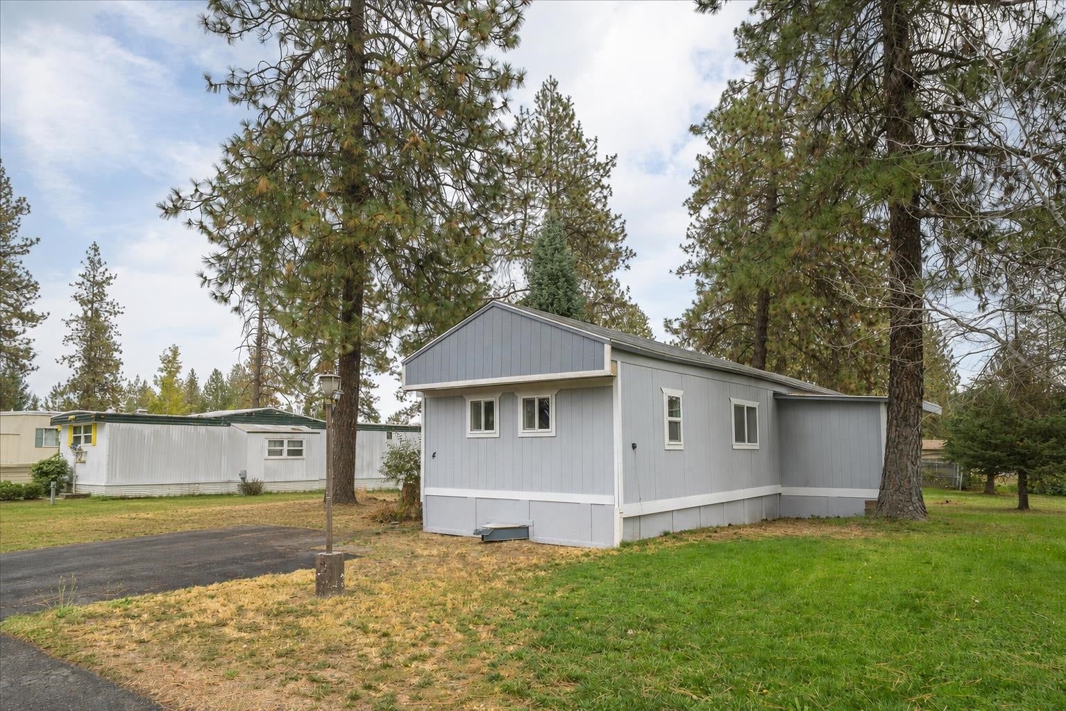 34124 N Newport Hwy — photo