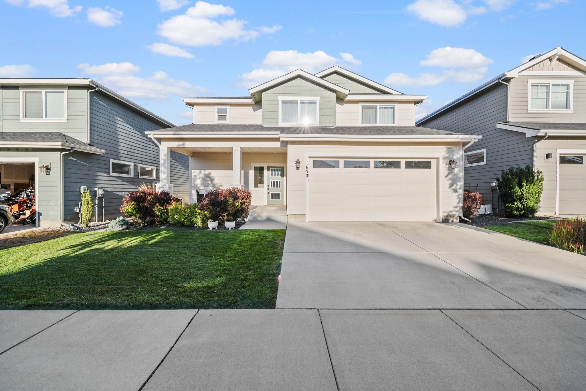 1650 N Meyers Ct — photo