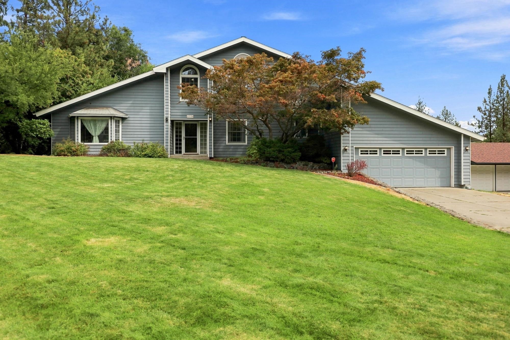 10518 N Kensington Ct — photo