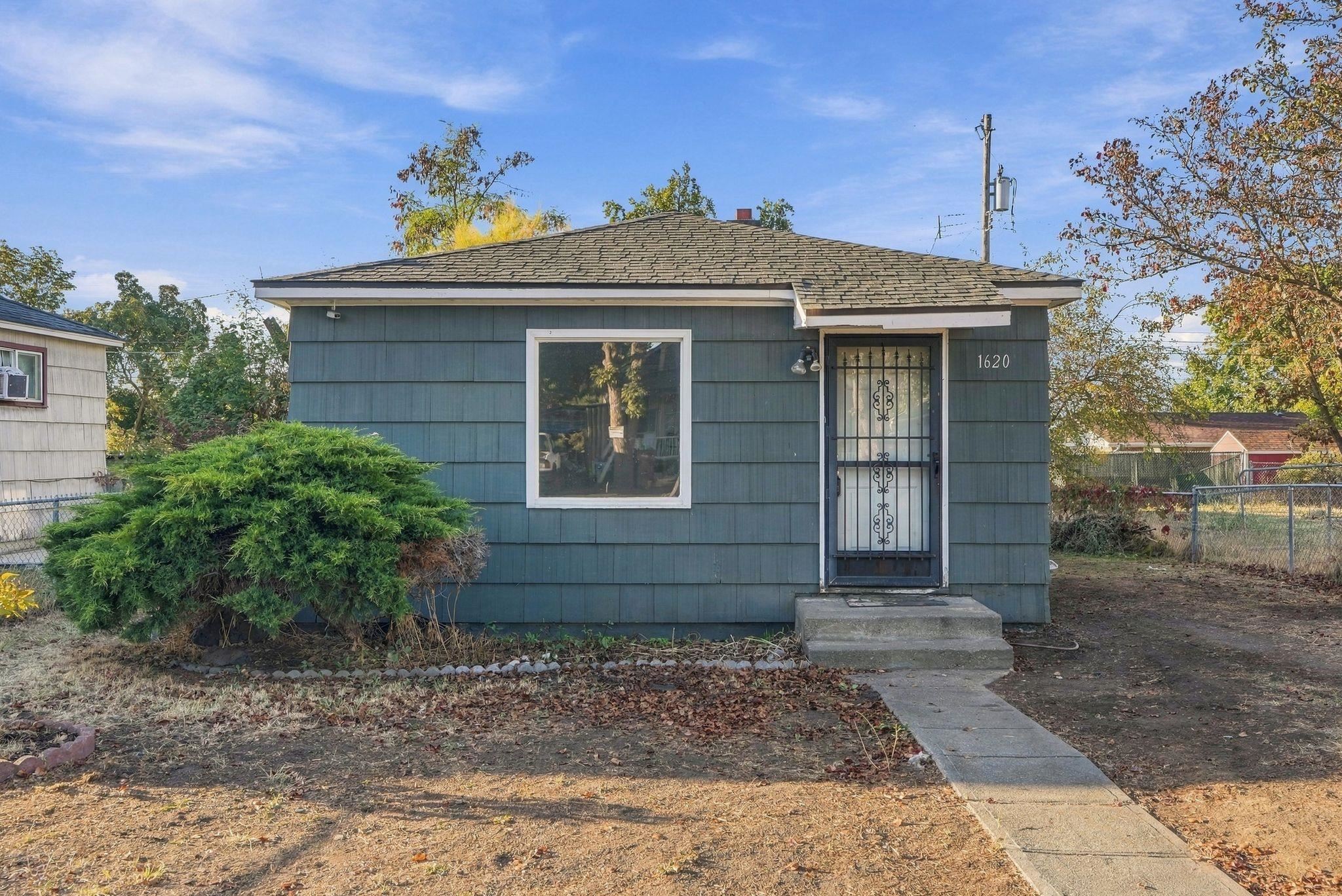 1620 E Ostrander Ave — photo