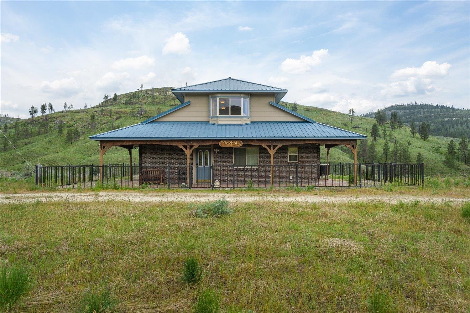 734 Tunk Creek Rd, Riverside, WA 98849 — photo 3