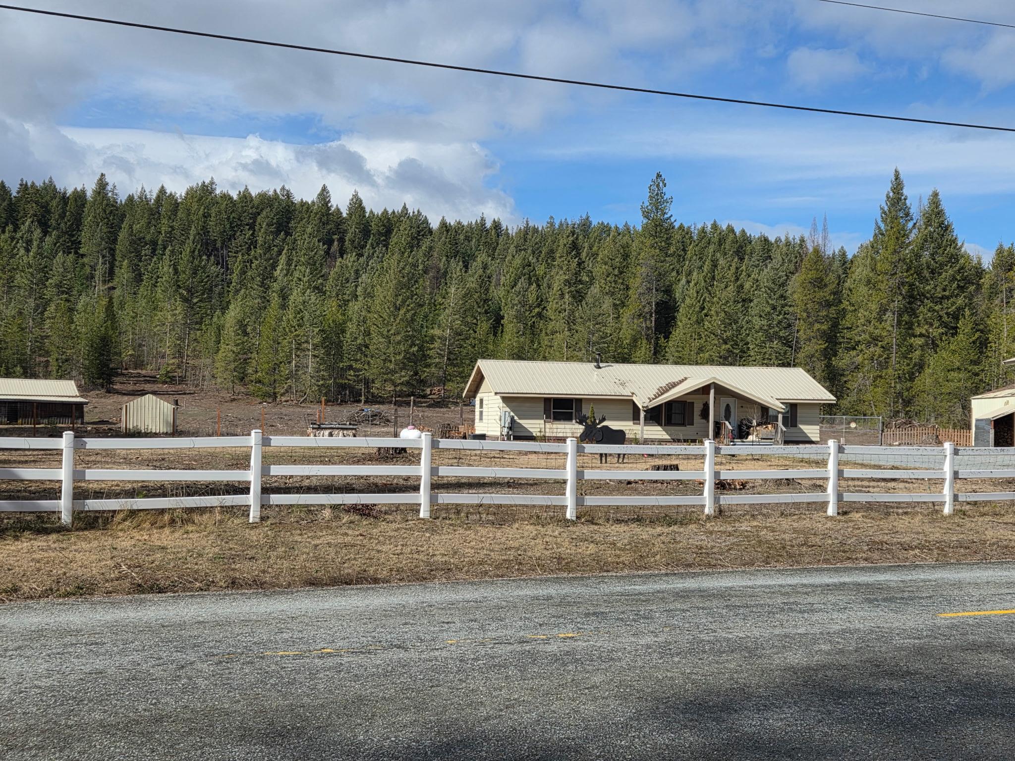 4154 Spring Valley Rd, Newport, WA 99156 — photo 2