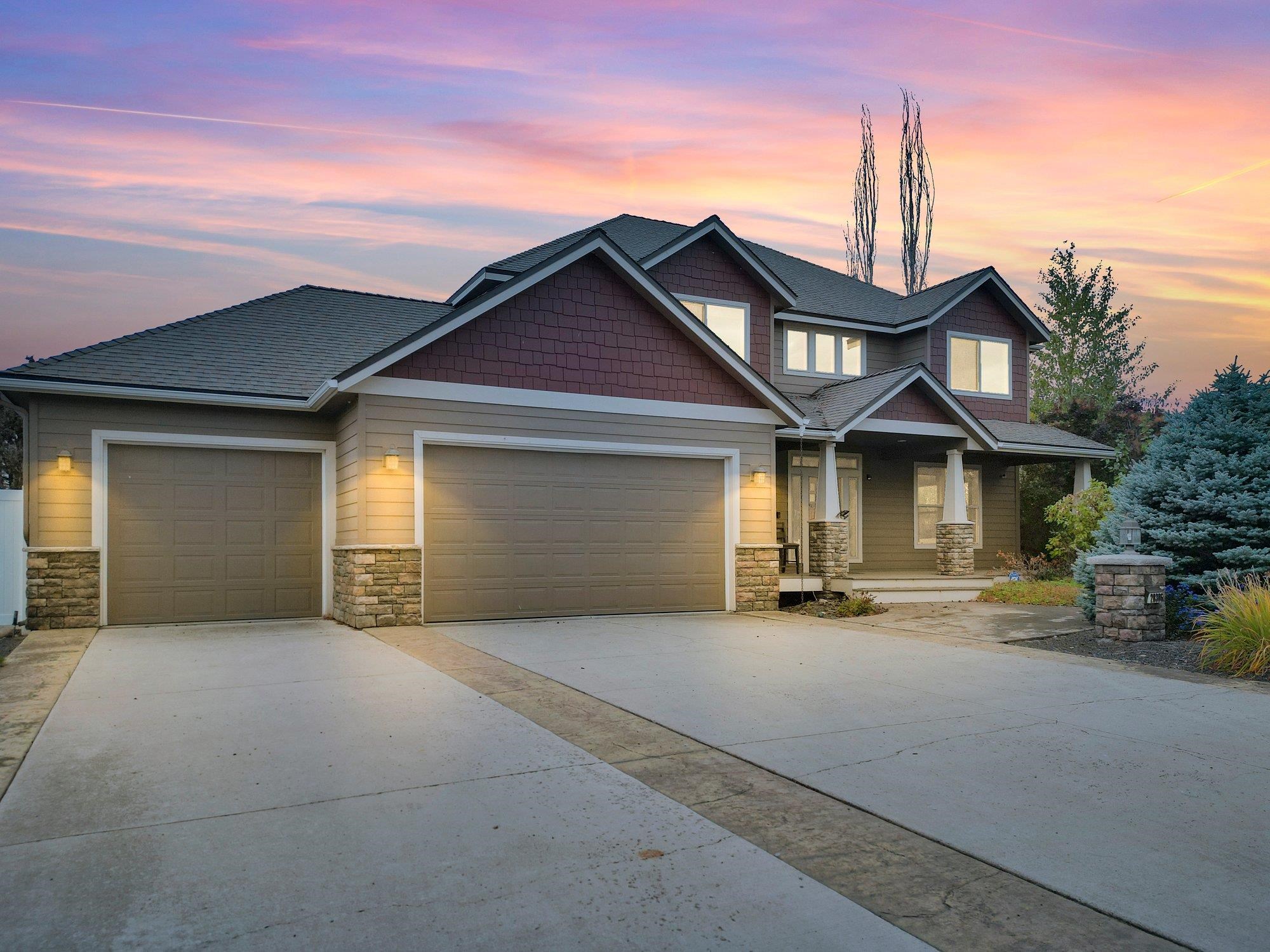 20306 E Happy Trails Ln — photo