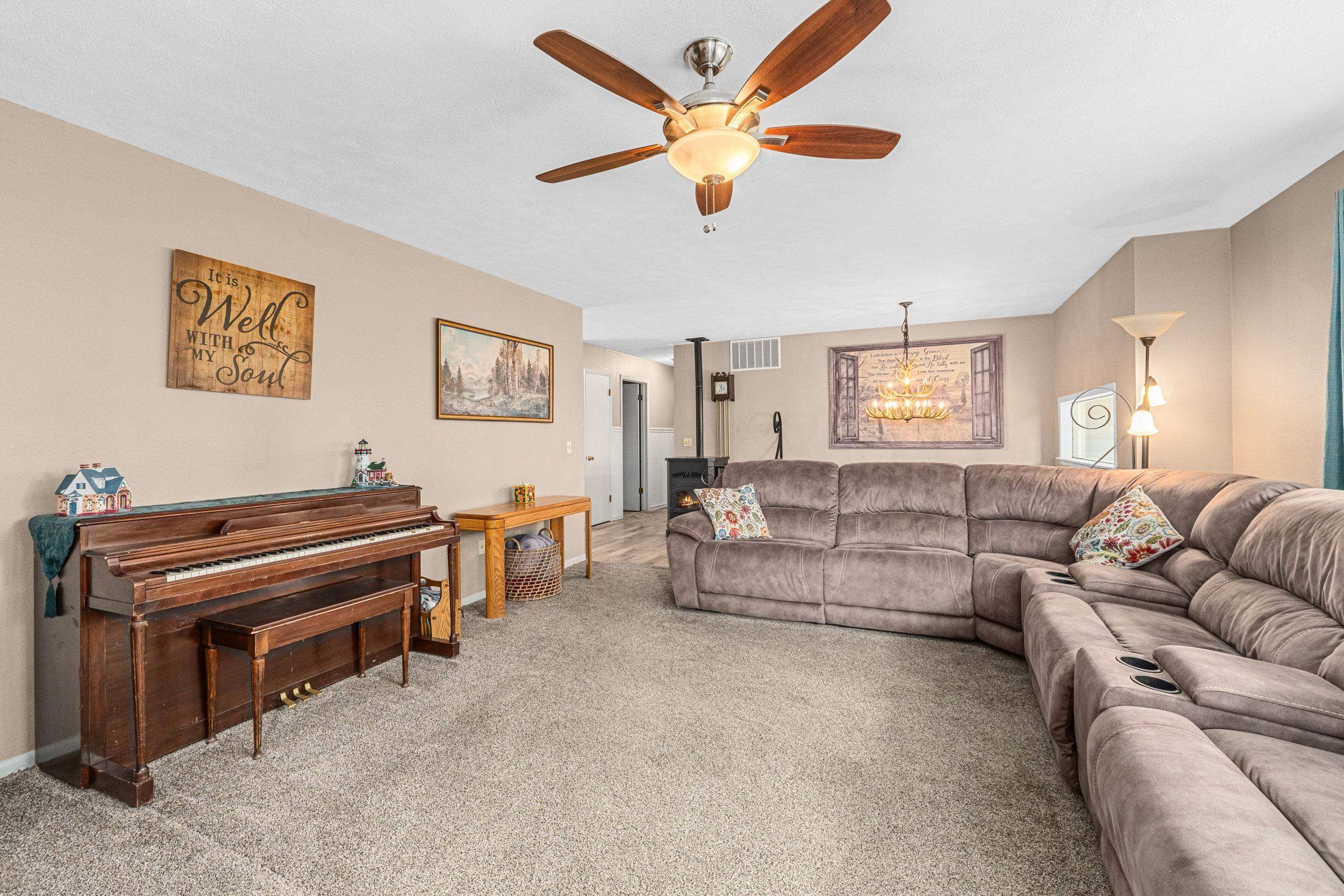 2600 Highline Rd, Chewelah, WA 99109 — photo 3