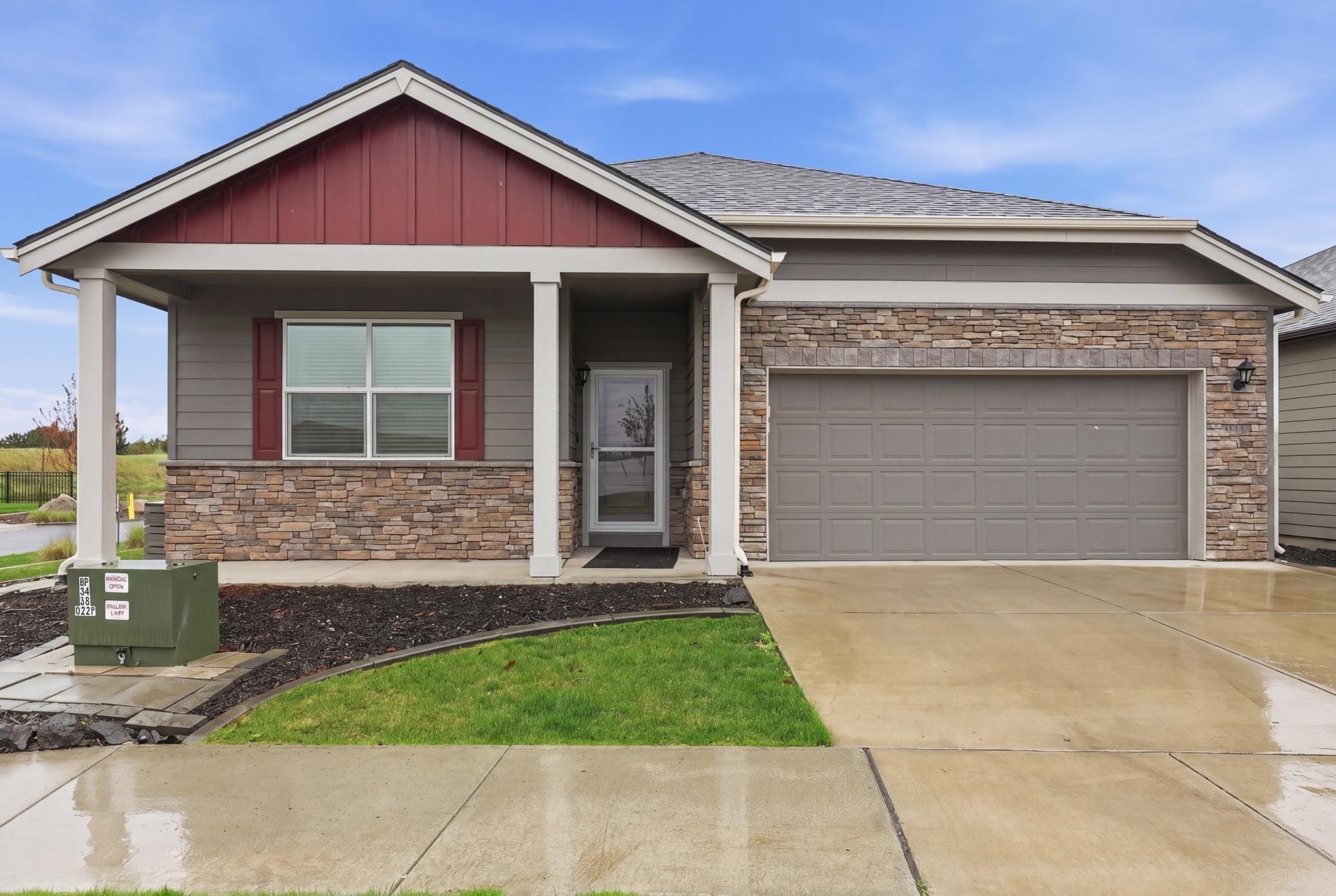 10003 W White Ln — photo