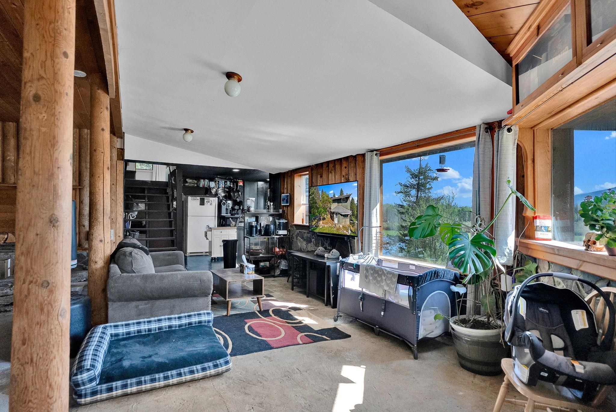 579 Blue Heron Rd — photo