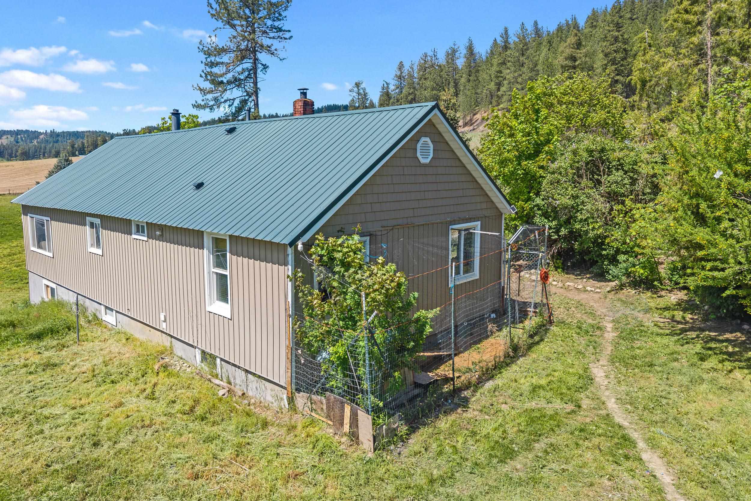2083 Marble Valley Basin Rd, Addy, WA 99101 — photo 2