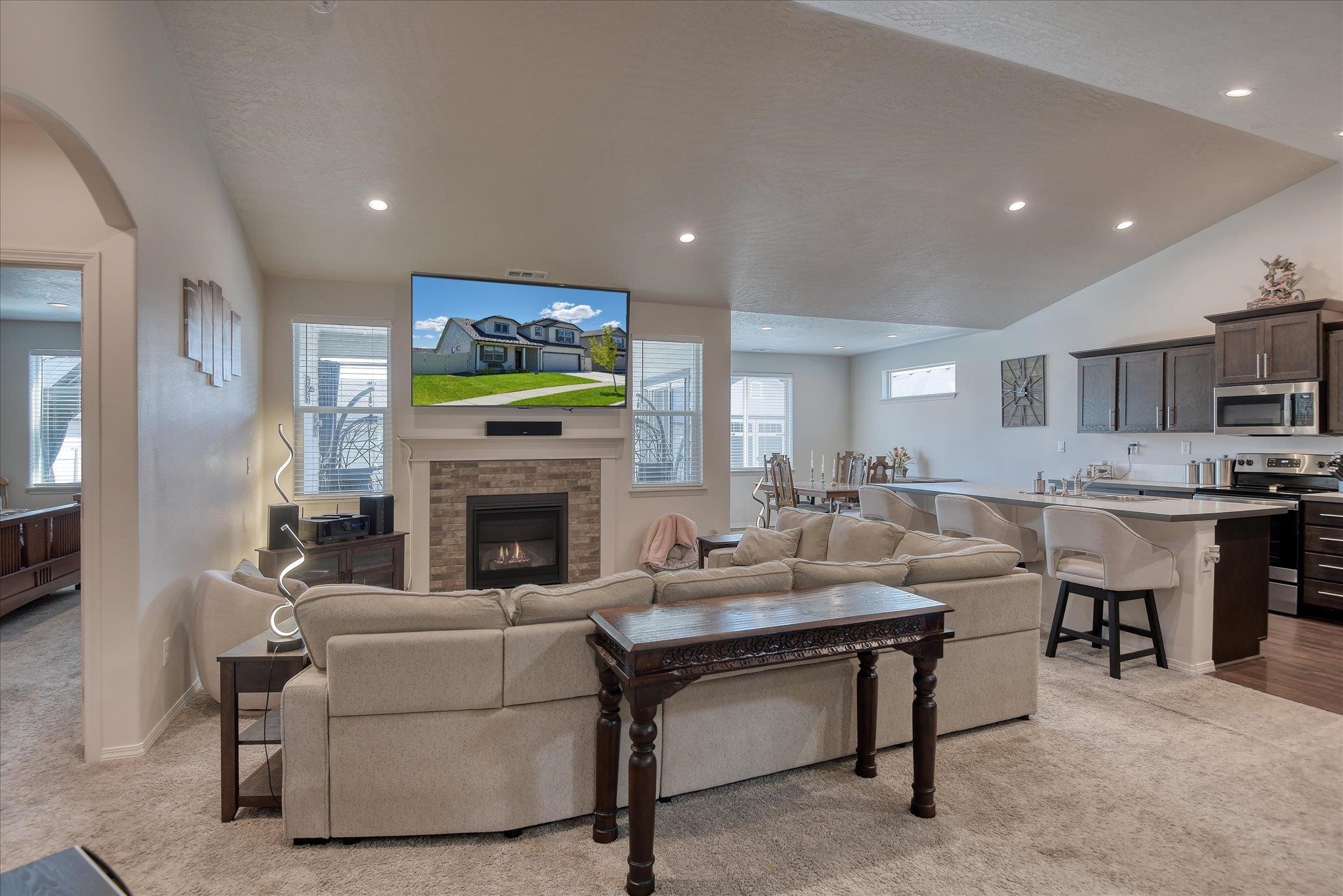 5711 S Lancer Rd, Spokane, WA 99224 — photo 2