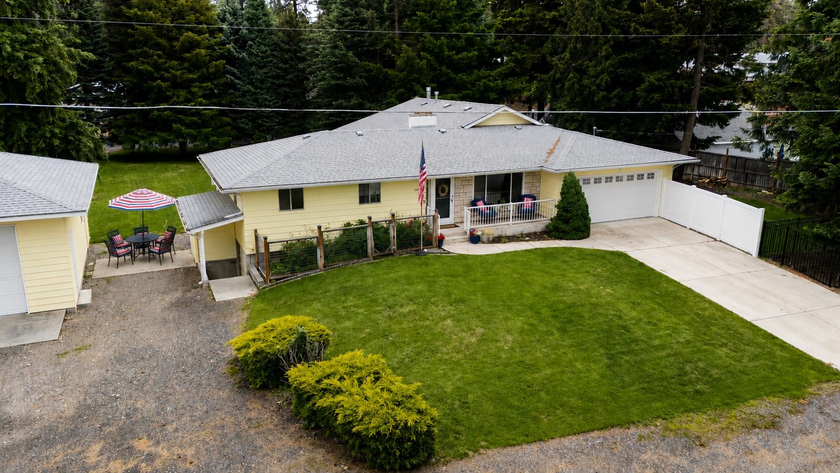 17704 N Hilltop Rd, Colbert, WA 99005