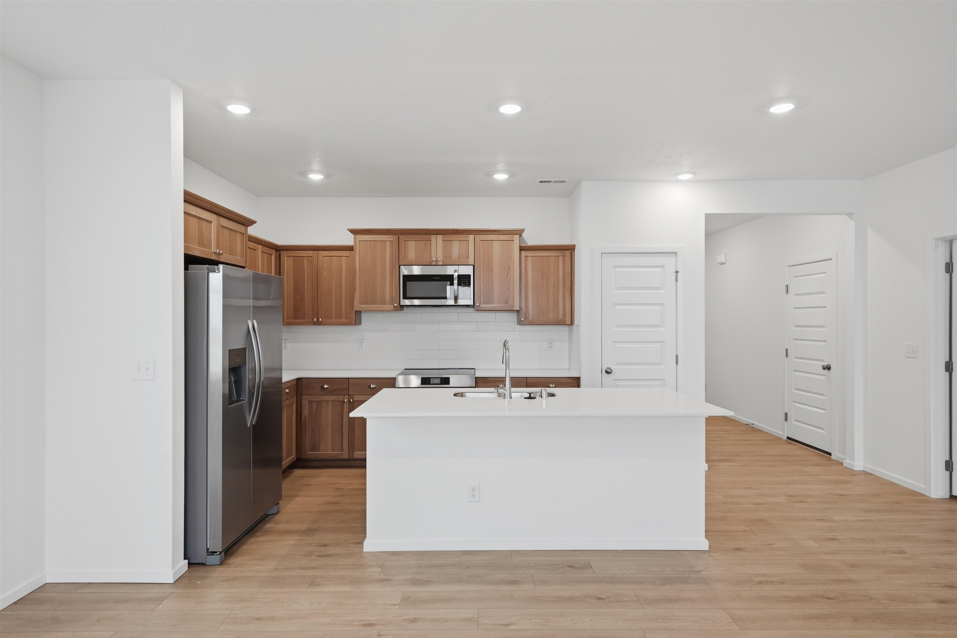 4141 W Vel View Rd, Spokane, WA 99208 — photo 2