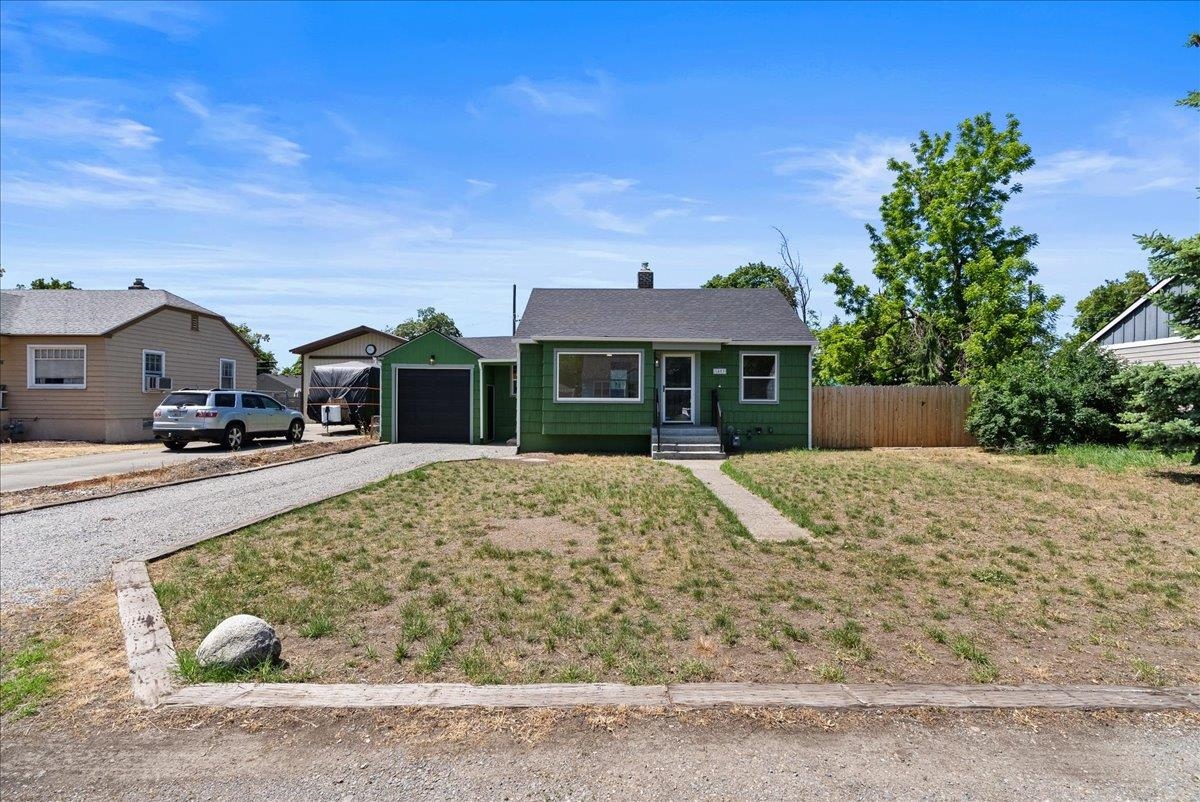 1403 N Farr Rd — photo