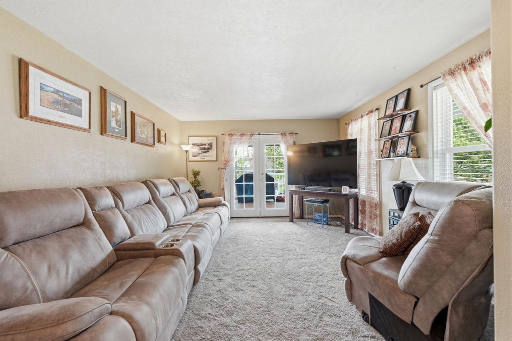 227 E Stringham Rd, Rockford, WA 99030 — photo 3