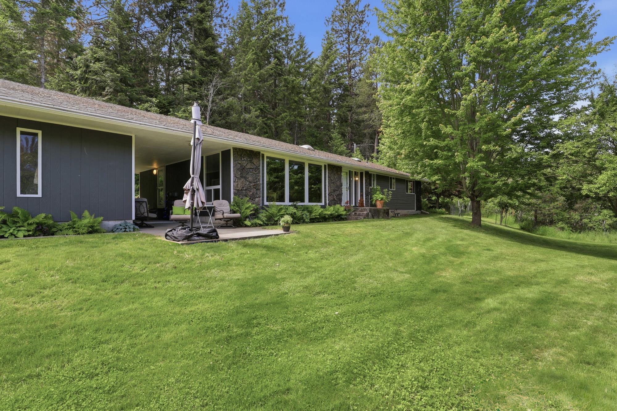 6414 E Chattaroy Rd, Chattaroy, WA 99003 — photo 2