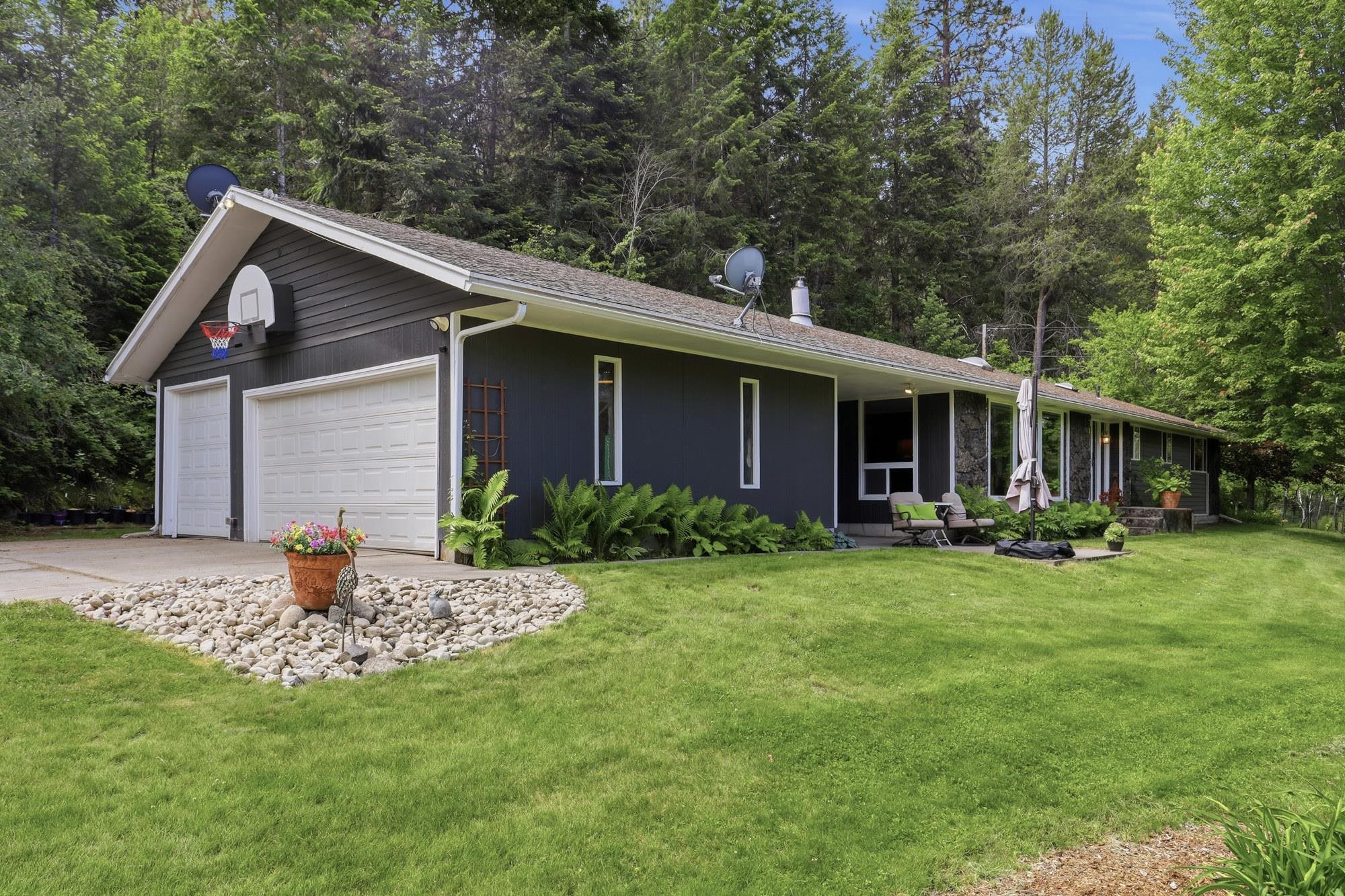 6414 E Chattaroy Rd, Chattaroy, WA 99003 — photo 3