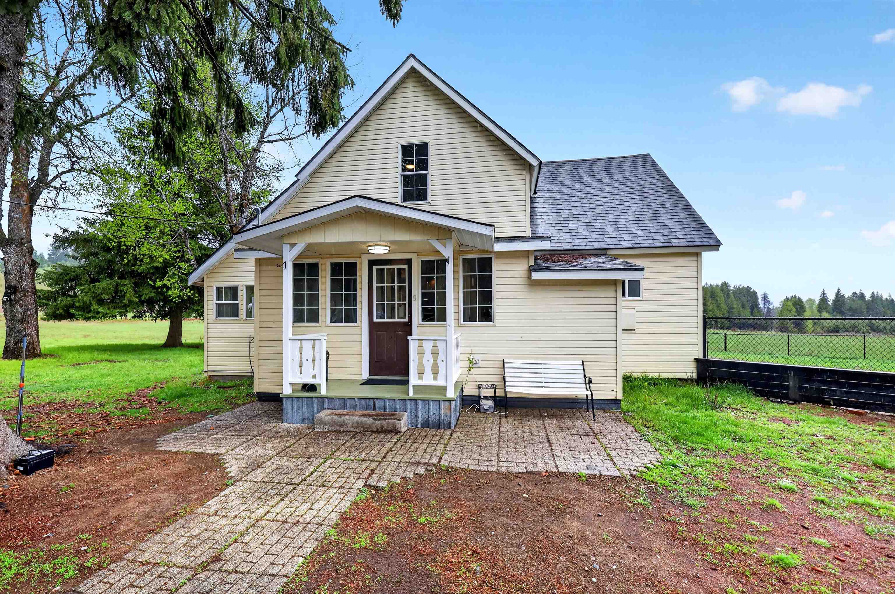 671 Baker Lake Rd — photo
