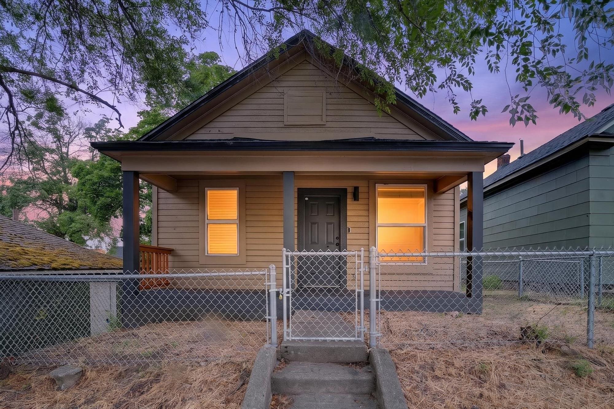 1507 N Maple St — photo