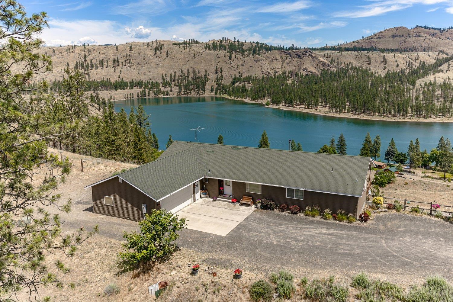 38360 Cayuse Cove Rd. E Rd — photo