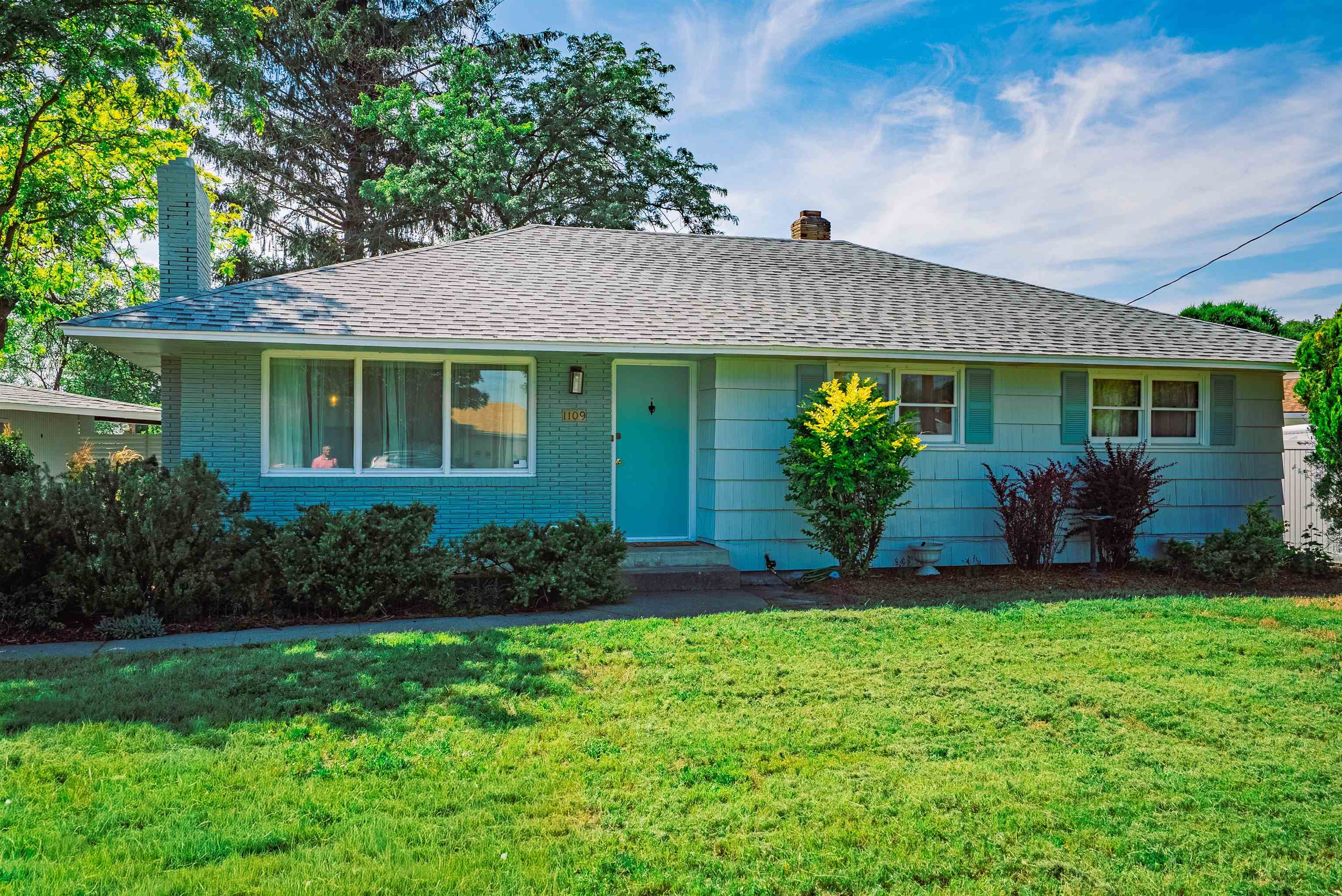 1109 N Balfour Ct — photo