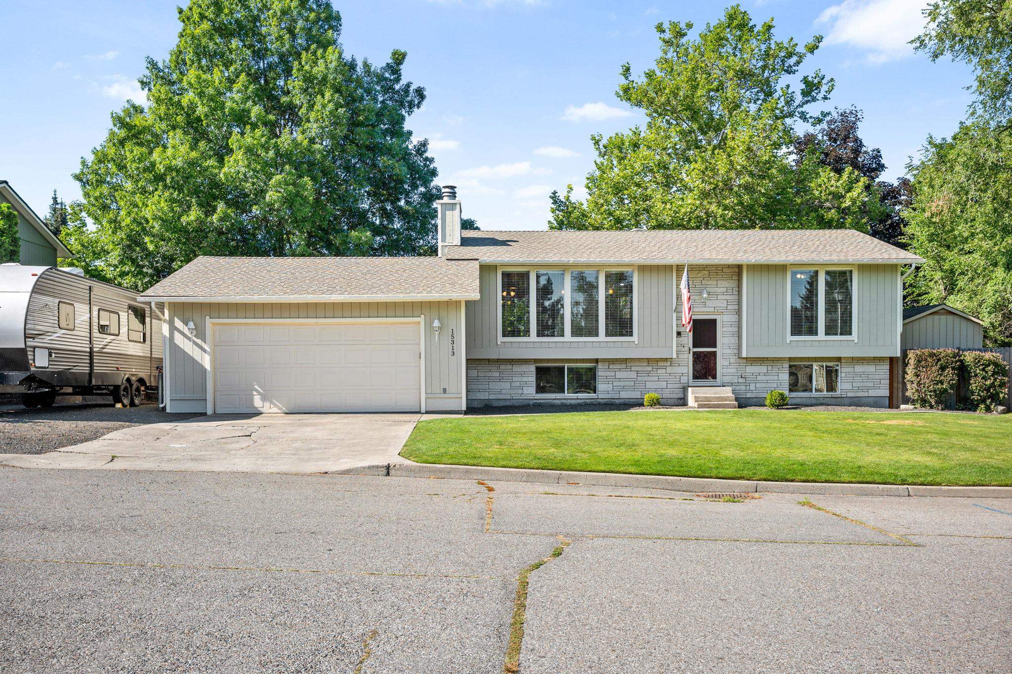 15313 E 14th Ave — photo